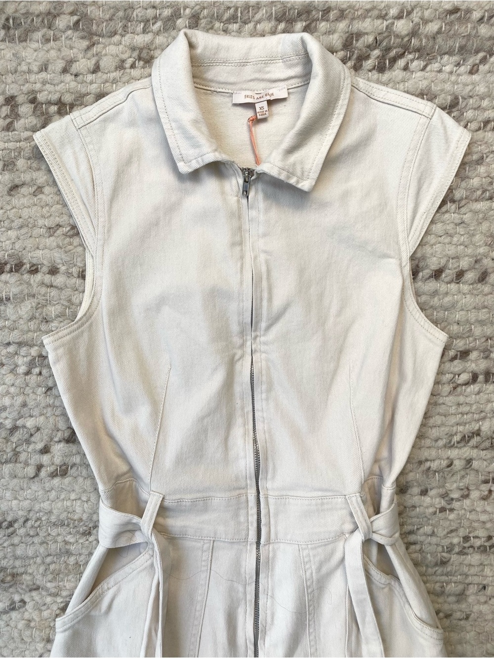 Skies Are Blue NWT Utility Denim Jumpsuit in White, Sizes XS and XL - Picture 3 of 11